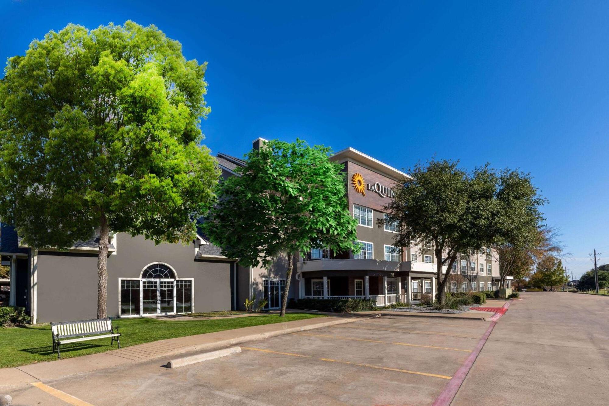 La Quinta By Wyndham Rockwall Exterior photo